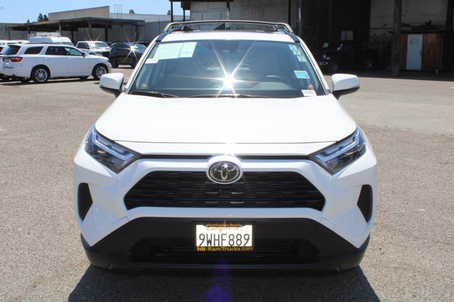 Used 2025 Toyota RAV4 XLE w/ Convenience Package FWD image 2