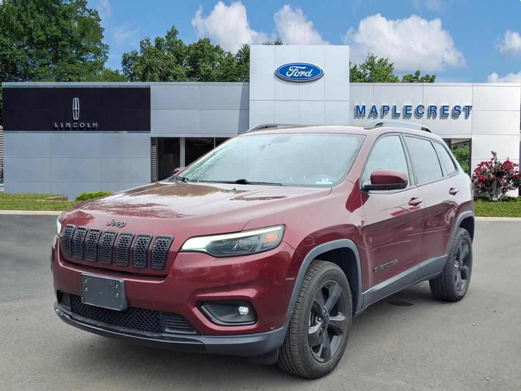 Used 2019 Jeep Cherokee Latitude Plus AWD/4WD image 2