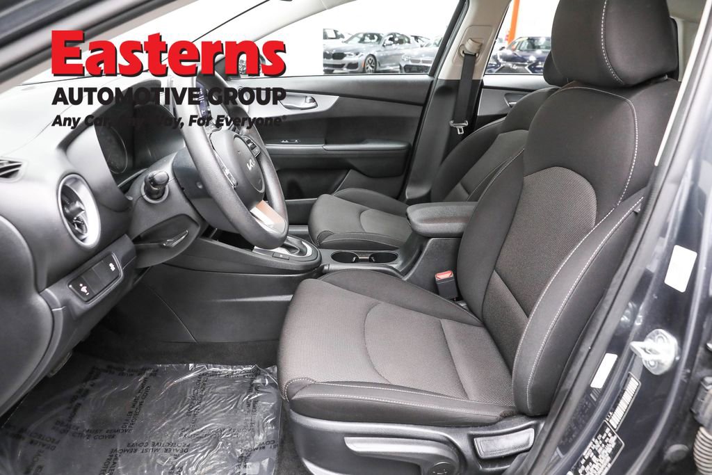 Used 2023 Kia Forte LXS image 14