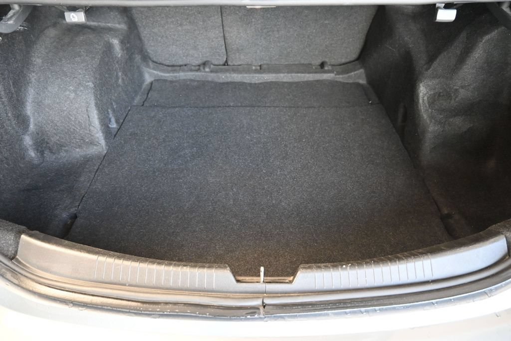 Used 2024 Chevrolet Malibu LT FWD image 18