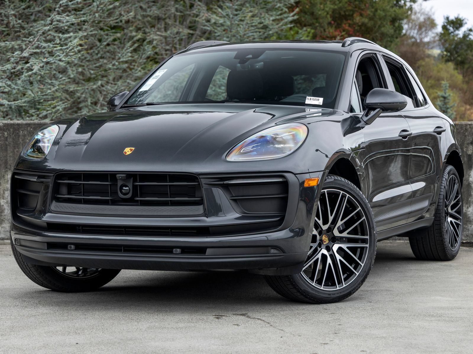 New 2026 Porsche Macan AWD/4WD image 1