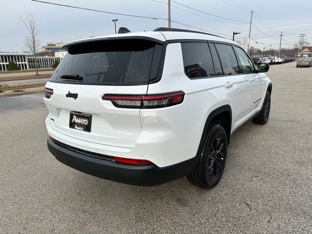 New 2025 Jeep Grand Cherokee Altitude image 6