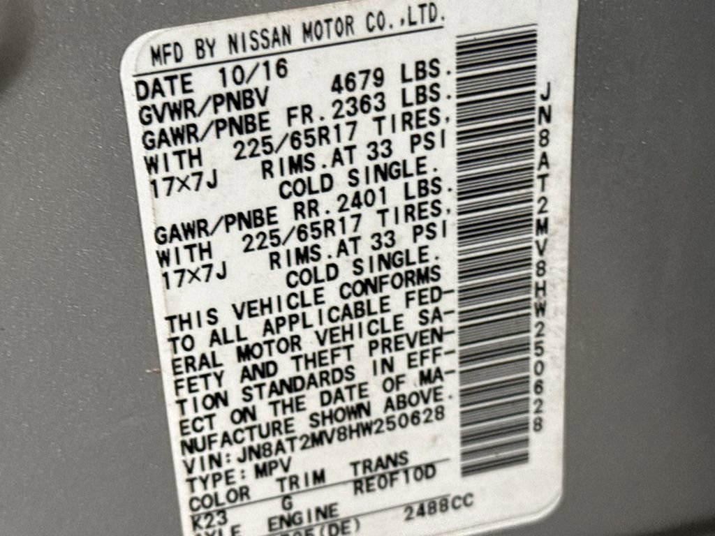 Used 2017 Nissan Rogue S AWD/4WD image 27