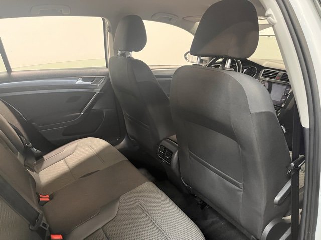 Used 2019 Volkswagen e-Golf SE w/ Driver Assistance Package image 14