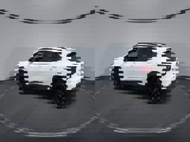 Used 2025 Chevrolet Trax ACTIV image 6
