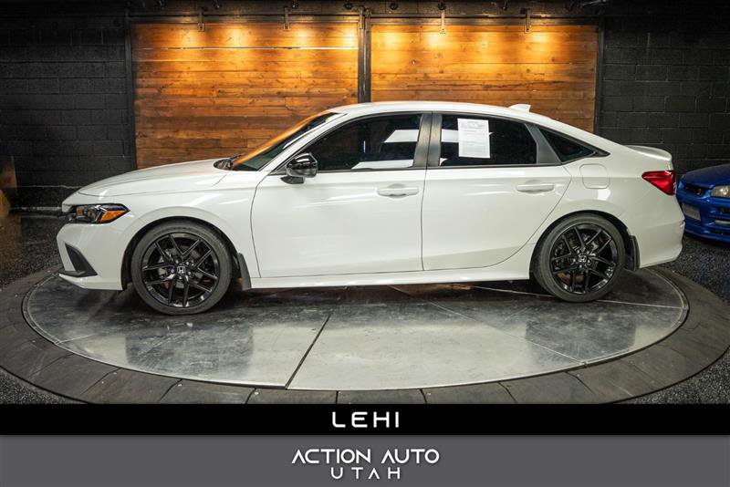 Used 2023 Honda Civic Sport image 1