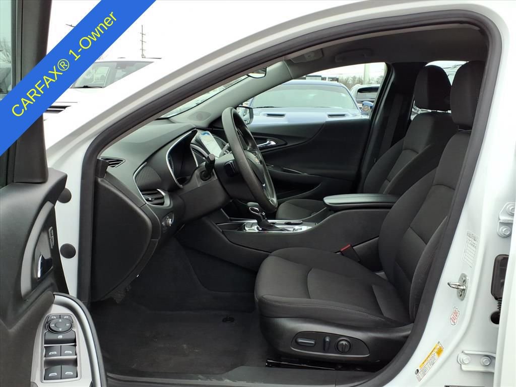 Used 2024 Chevrolet Malibu LT image 16