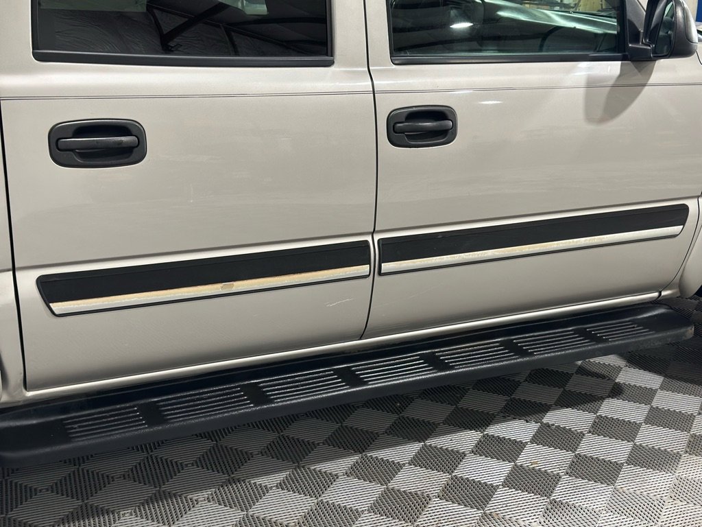 Used 2006 Chevrolet Avalanche Z71 w/ Sun And Sound Package image 35