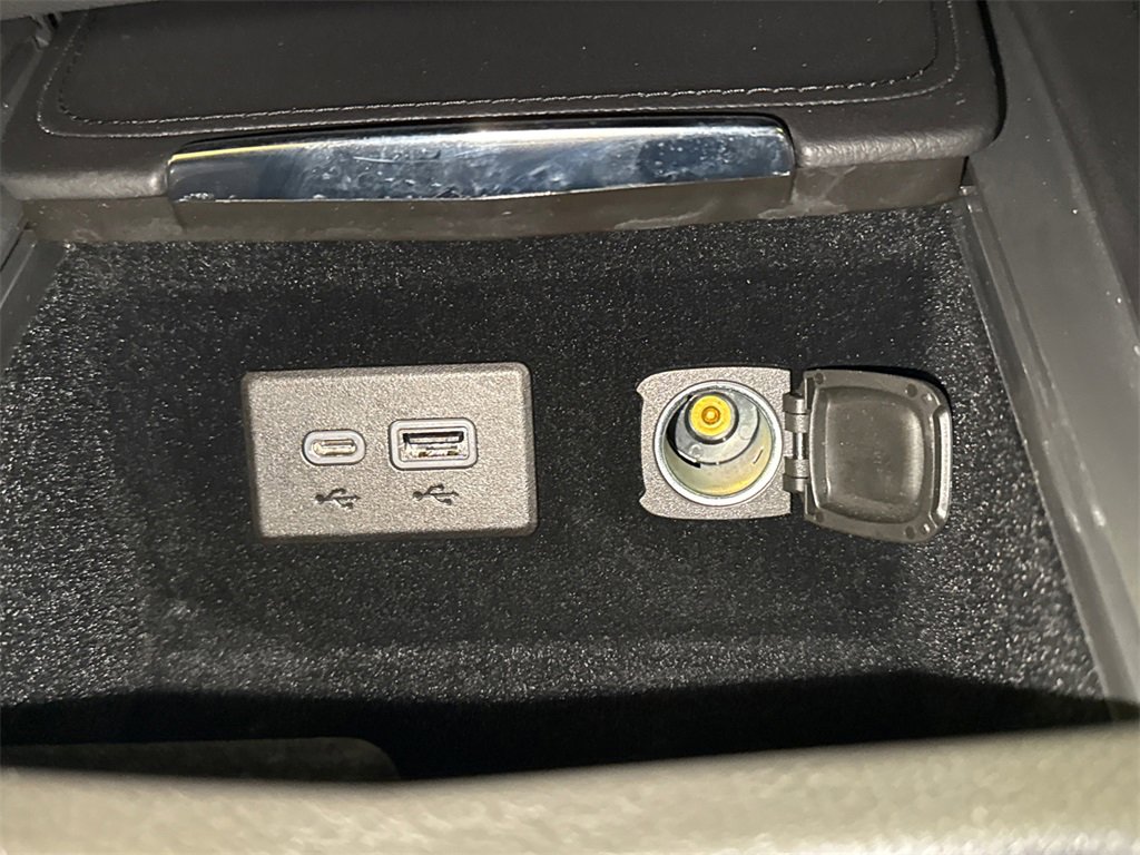 Used 2022 Cadillac XT4 Sport w/ Safety Alert Package image 26