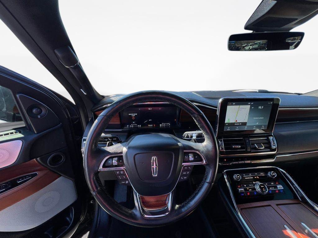 Used 2021 Lincoln Navigator L Reserve w/ Luxury Package image 46