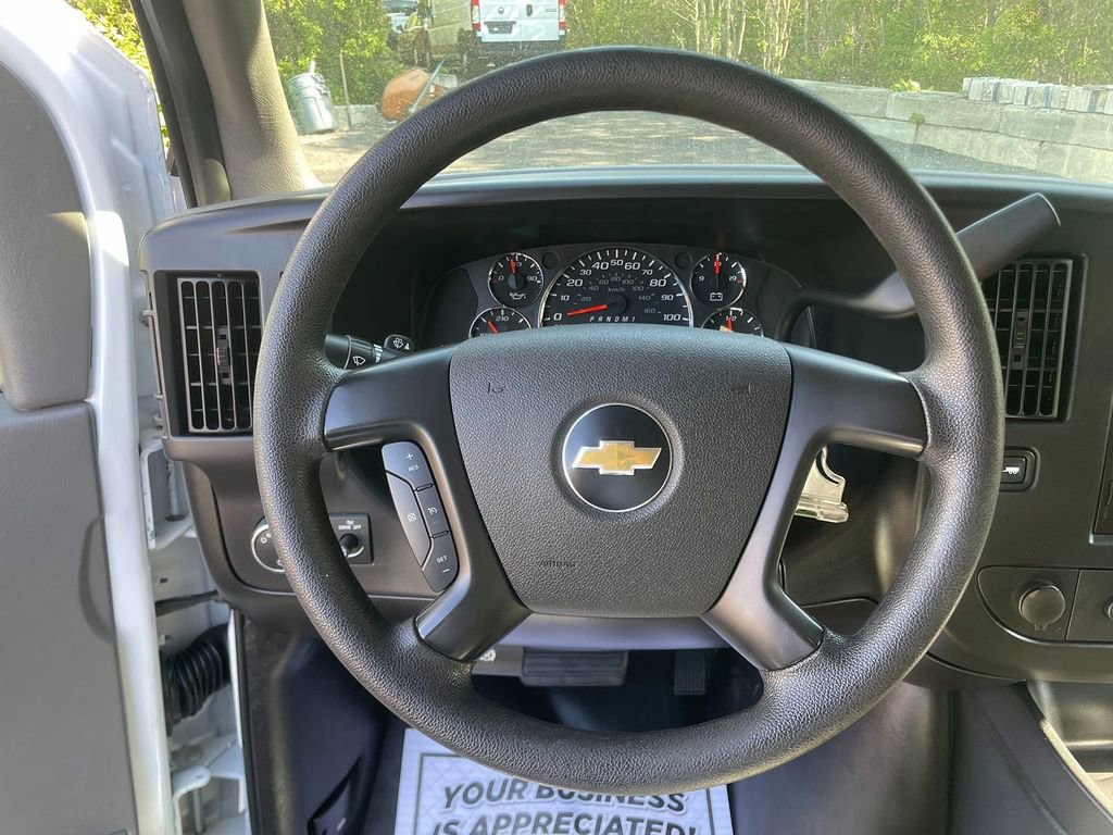 Used 2014 Chevrolet Express 3500 LS RWD image 15