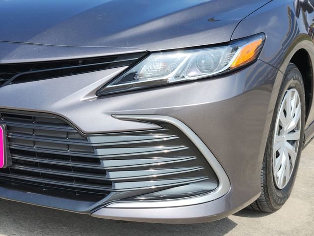 Used 2024 Toyota Camry LE image 15