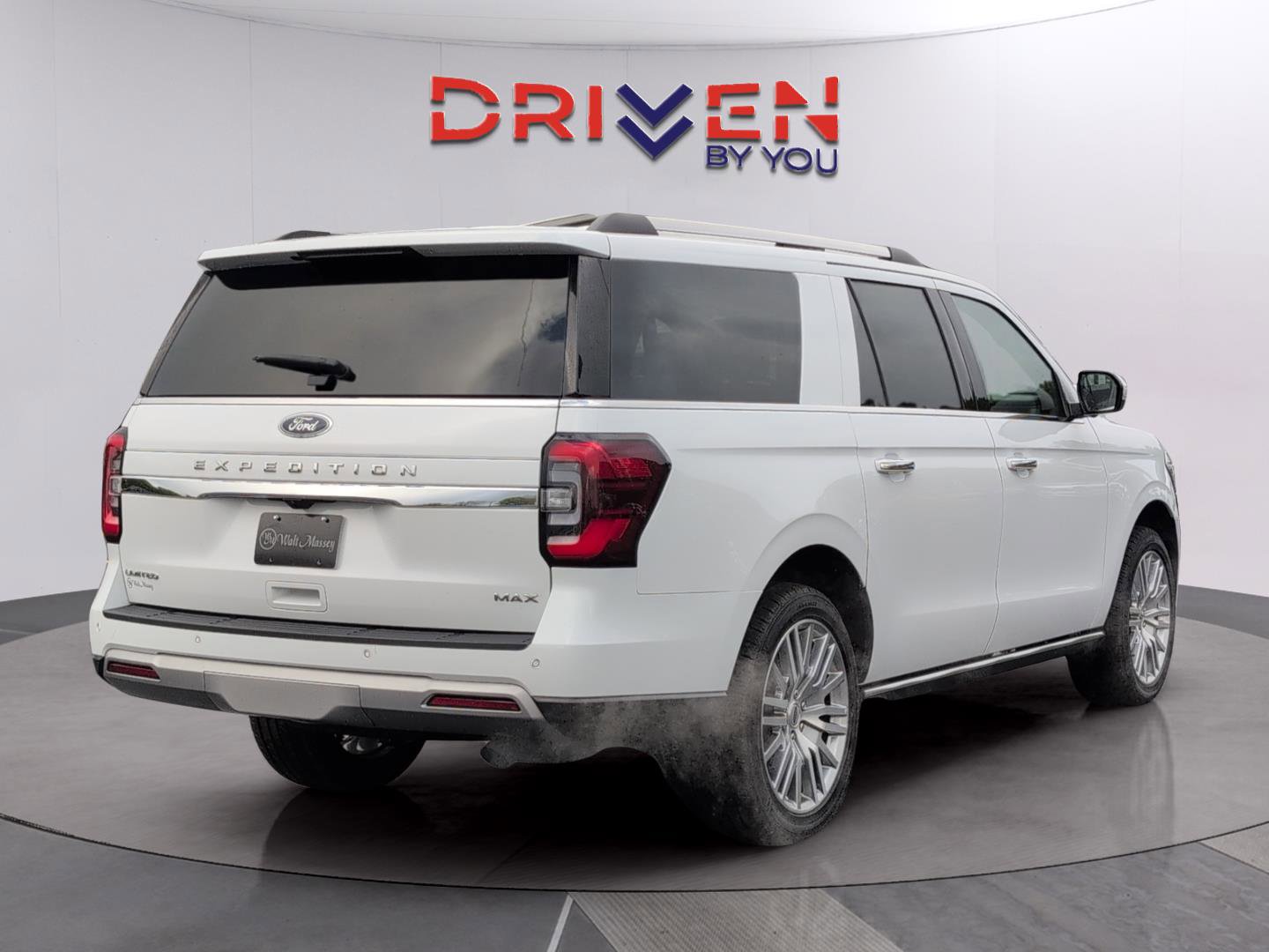 Used 2024 Ford Expedition Max Limited AWD/4WD image 4