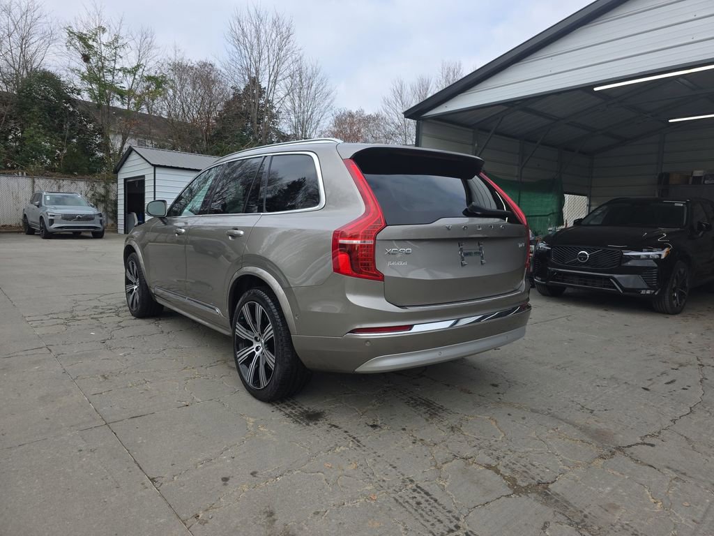 Used 2022 Volvo XC90 T6 Inscription w/ Advanced Package image 18