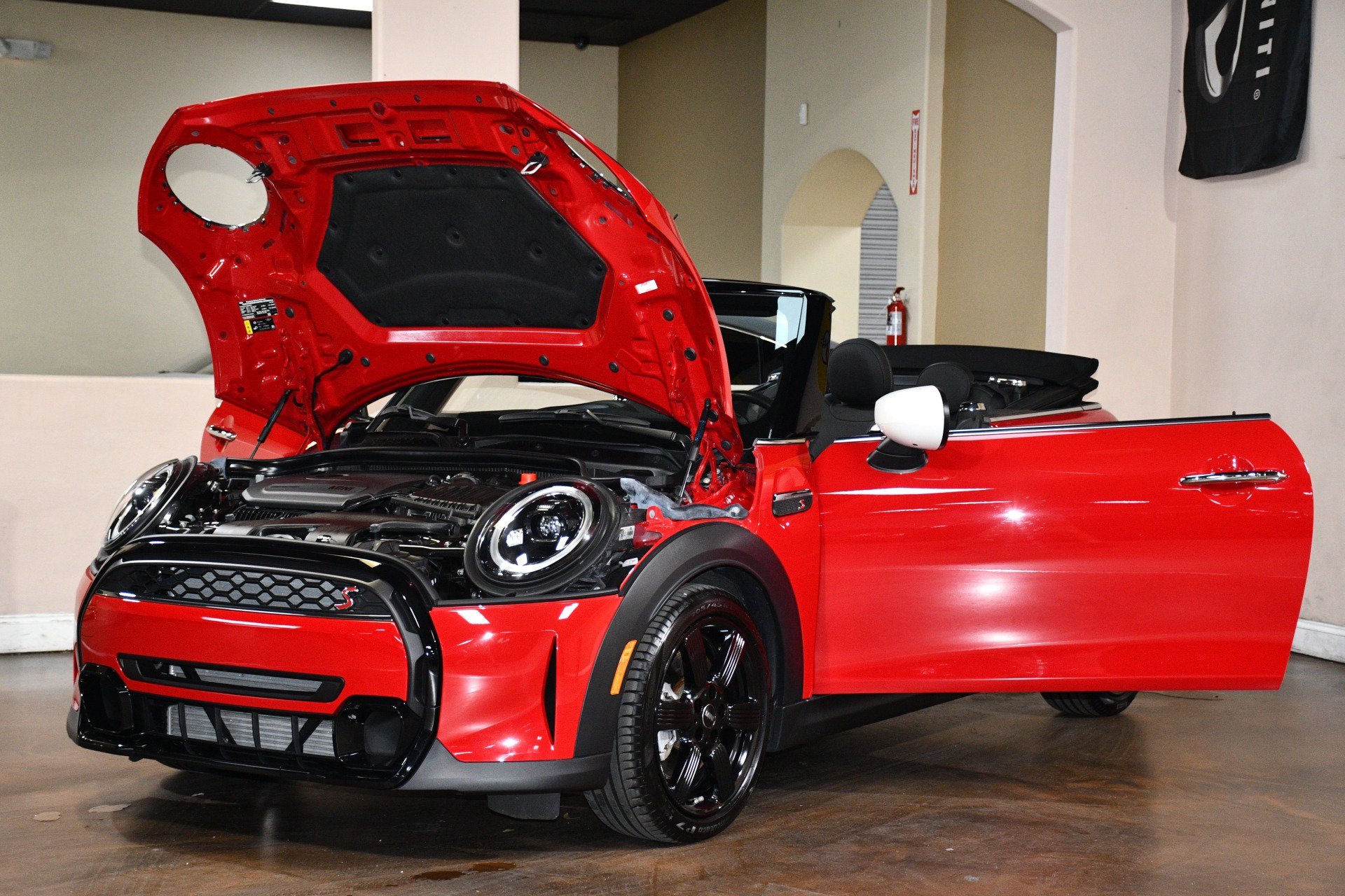 Used 2024 MINI Cooper S FWD image 90