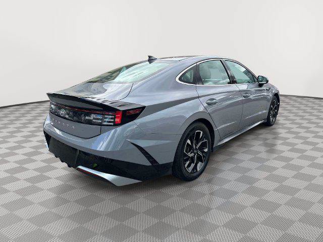 Certified 2024 Hyundai Sonata SEL FWD image 3