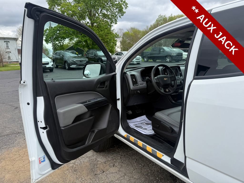 Used 2019 Chevrolet Colorado W/T RWD image 11