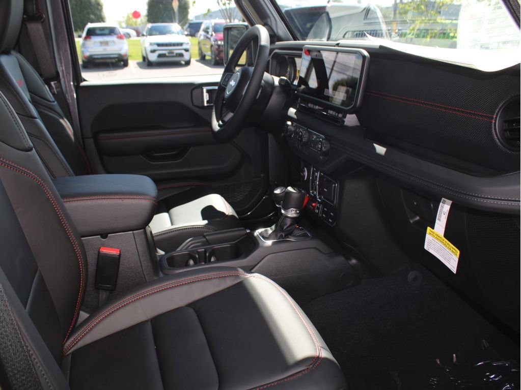 New 2025 Jeep Wrangler Unlimited Rubicon image 34