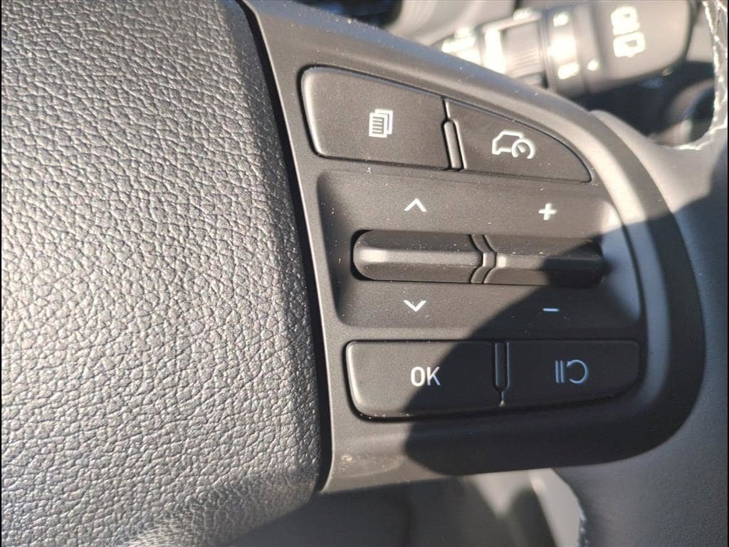 New 2026 Hyundai Venue SEL FWD image 21