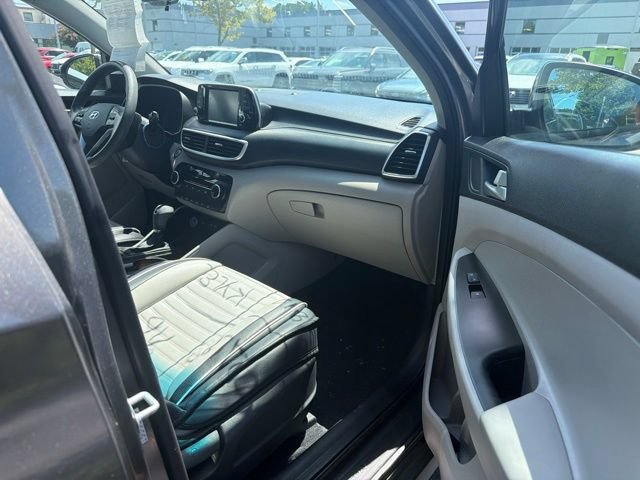 Used 2020 Hyundai Tucson Value FWD image 11