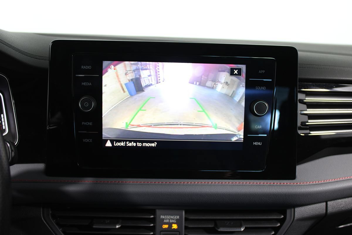 Used 2025 Volkswagen Jetta GLI Autobahn FWD image 17