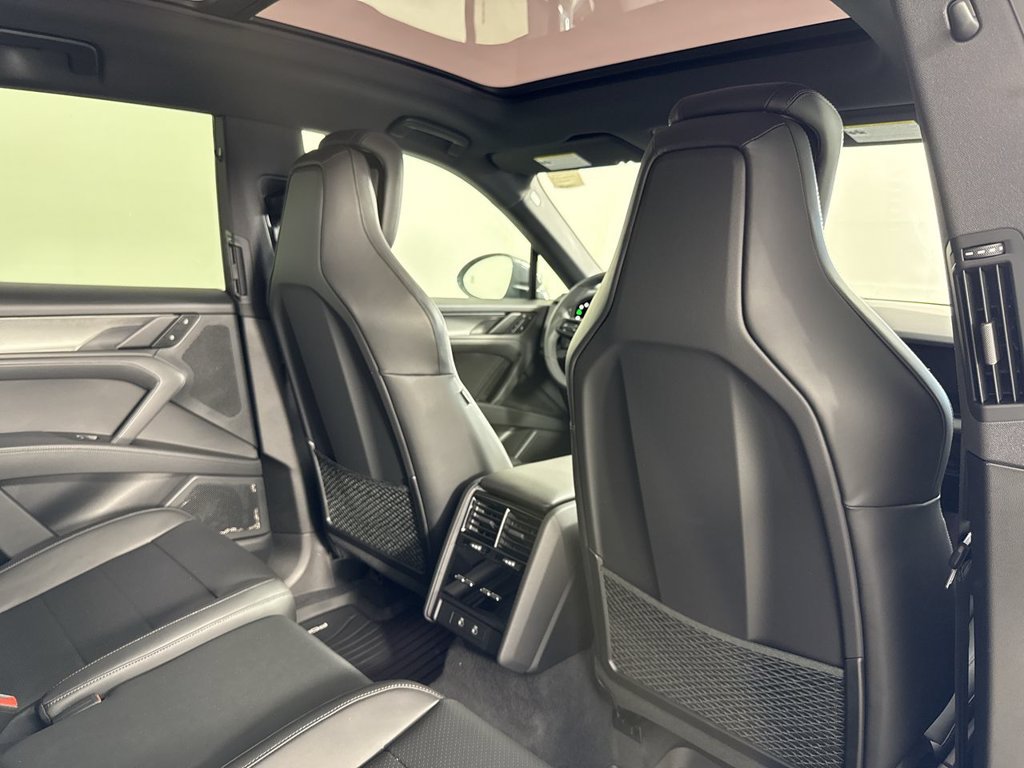 New 2026 Porsche Cayenne Electric AWD/4WD image 25