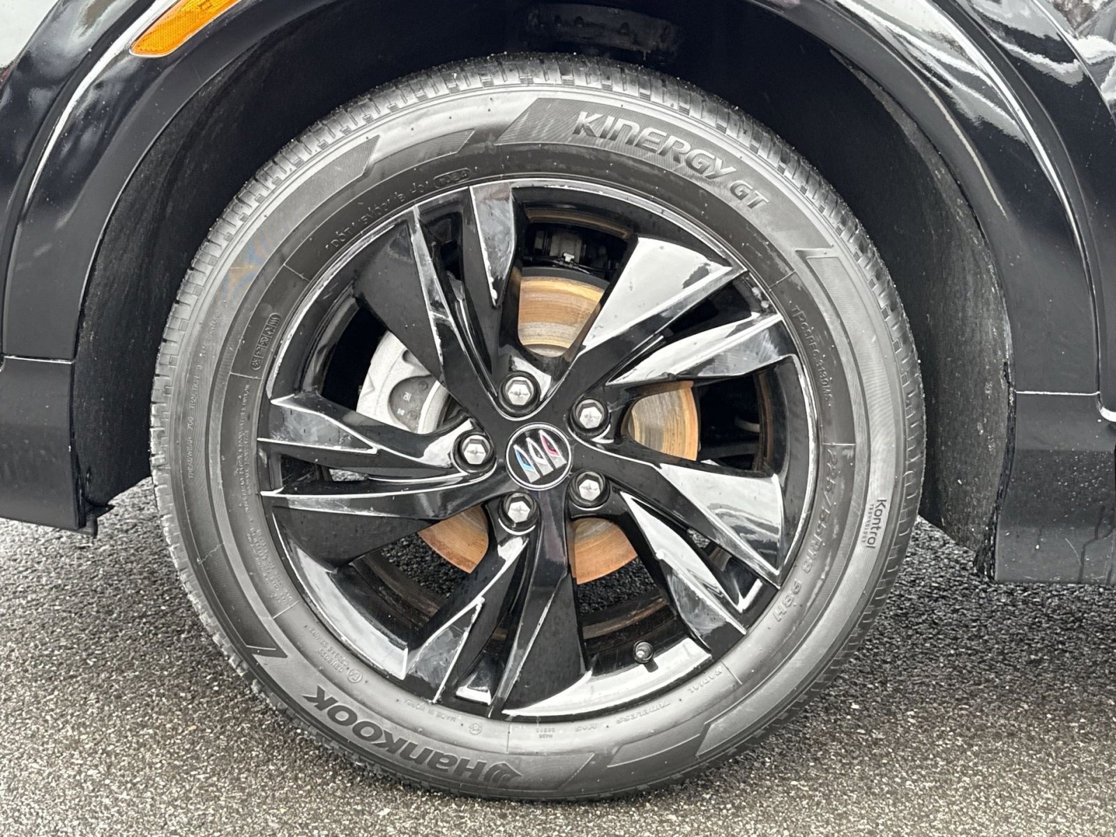 Used 2024 Buick Encore GX Sport Touring image 12