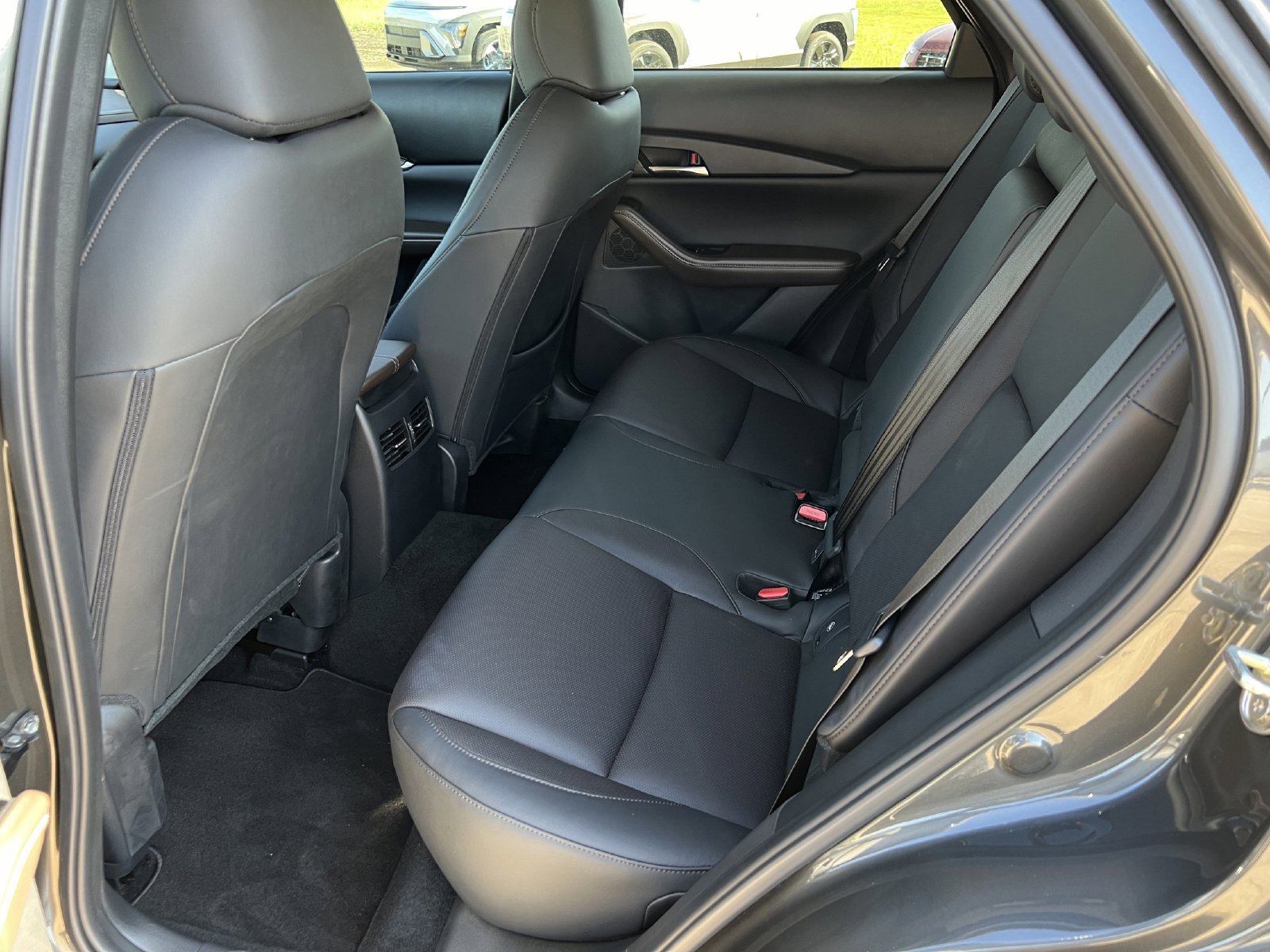 Certified 2025 MAZDA CX-30 AWD 2.5 S w/ Premium Package image 21