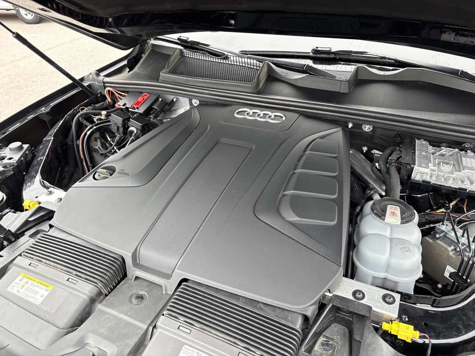 Used 2022 Audi Q7 Premium Plus w/ Premium Plus Package image 37