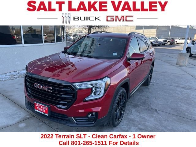 Certified 2022 GMC Terrain SLT w/ Elevation Edition image 2