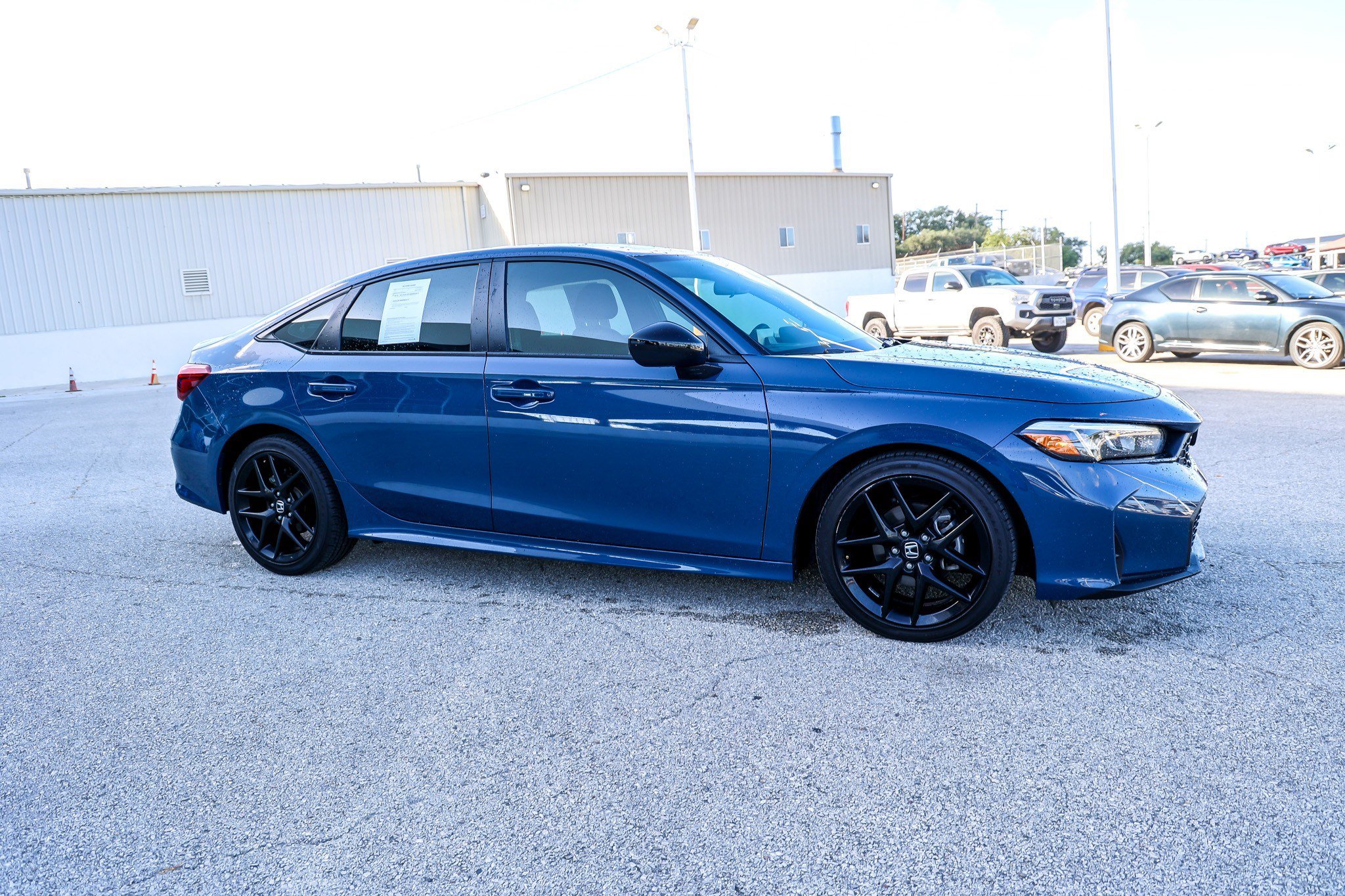 Used 2025 Honda Civic Sport image 6