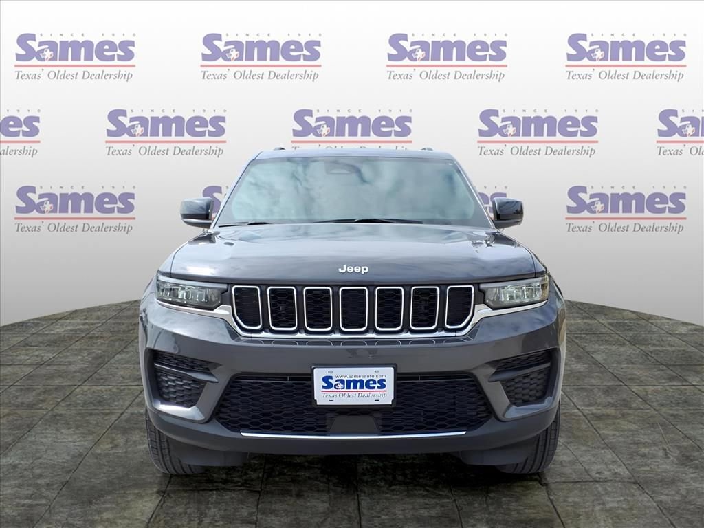 New 2025 Jeep Grand Cherokee Laredo X AWD/4WD image 2