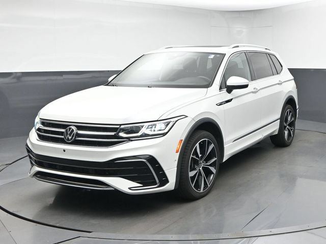Used 2022 Volkswagen Tiguan SEL R-Line AWD/4WD image 3