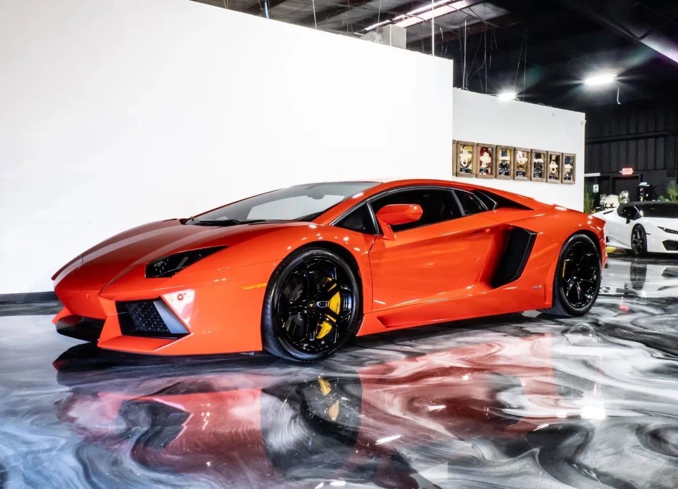 Used 2012 Lamborghini Aventador LP 700-4 image 10