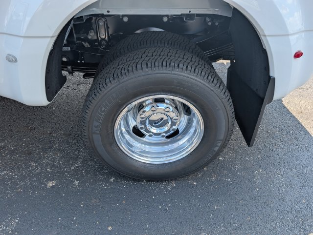 New 2026 Ford F350 Lariat w/ Chrome Package AWD/4WD image 25