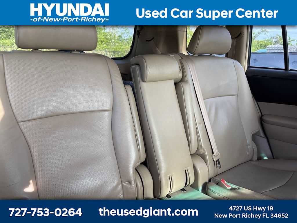 Used 2011 Toyota Highlander Limited w/ Tow Pkg image 11