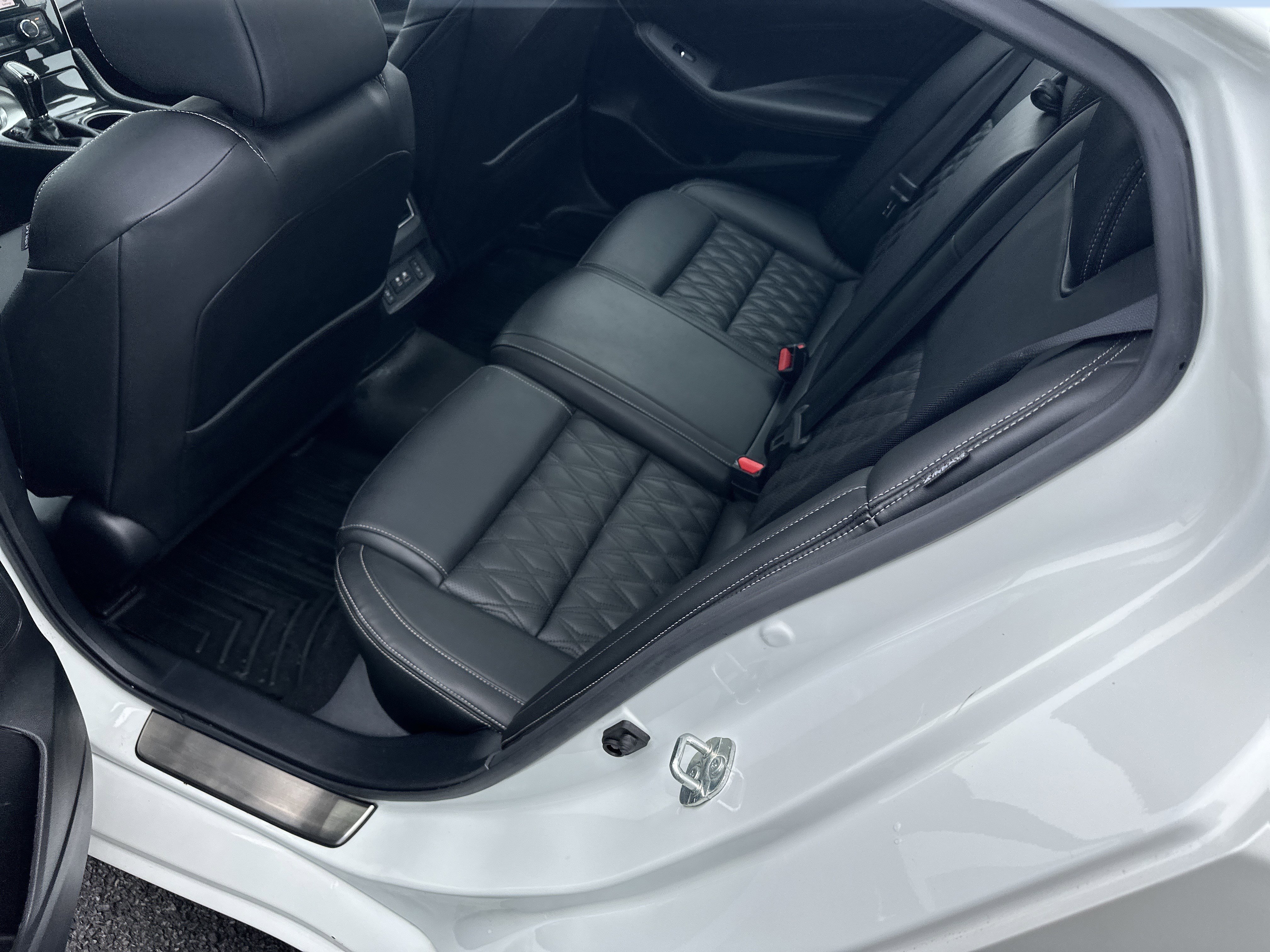 Used 2023 Nissan Maxima Platinum w/ Sport Mat Group image 5