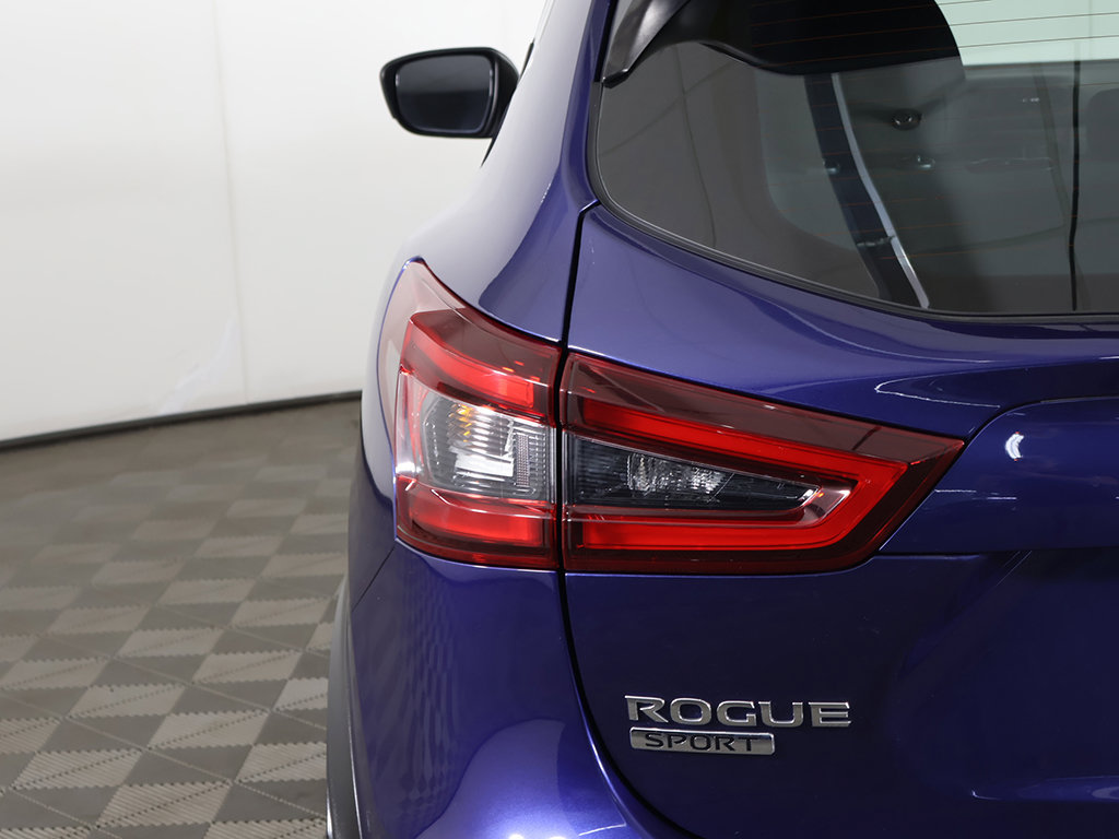 Used 2021 Nissan Rogue Sport S FWD image 11