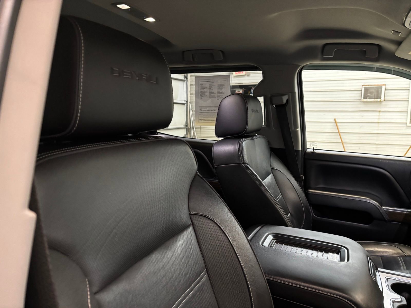 Used 2018 GMC Sierra 3500 Denali w/ Duramax Plus Package image 26