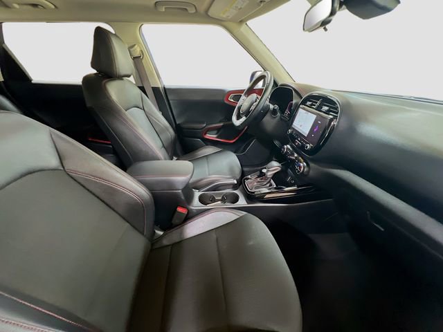 Certified 2024 Kia Soul GT-Line image 28