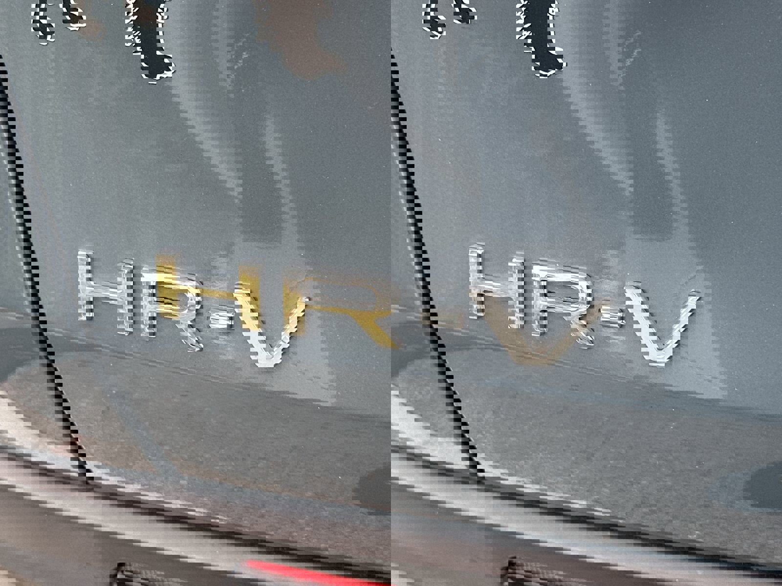 Used 2023 Honda HR-V LX image 11