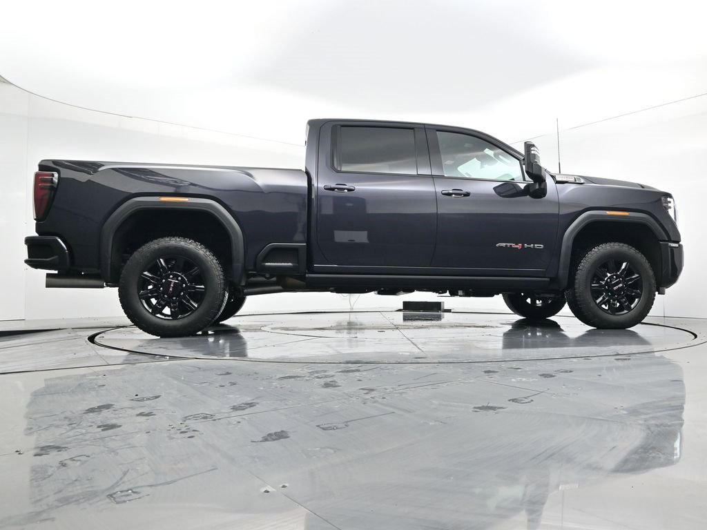 New 2026 GMC Sierra 3500 AT4 w/ AT4 Premium Plus Package image 32