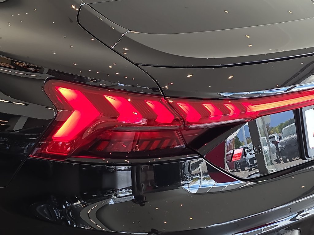 New 2026 Audi RS e-tron GT performance AWD/4WD image 34