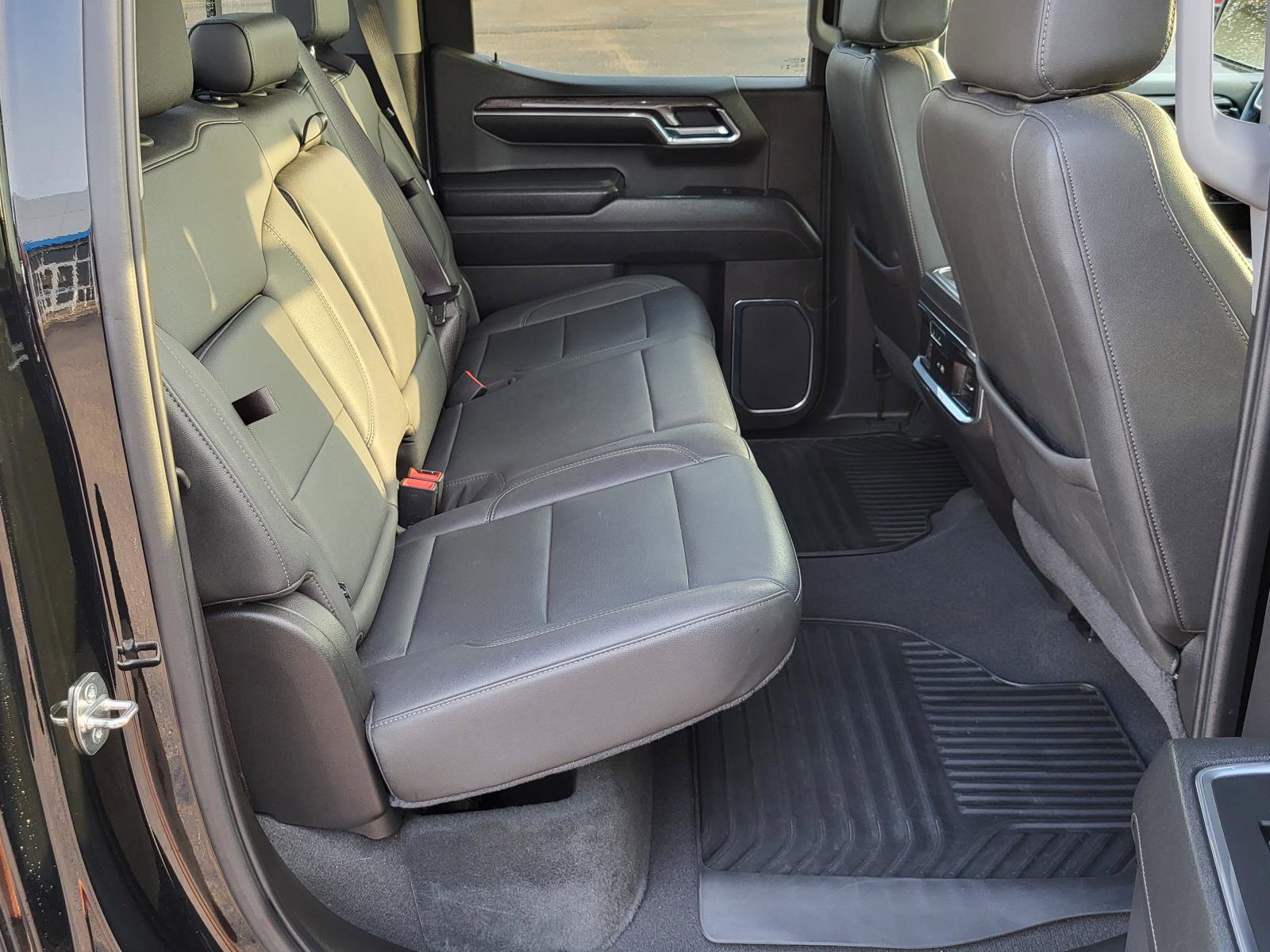 Used 2024 Chevrolet Silverado 1500 LTZ w/ LTZ Convenience Package II image 11