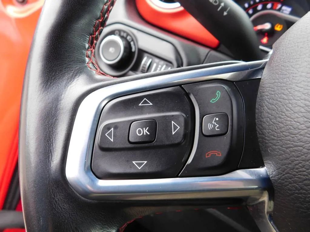 Used 2020 Jeep Wrangler Unlimited Rubicon w/ Dual Top Group image 26
