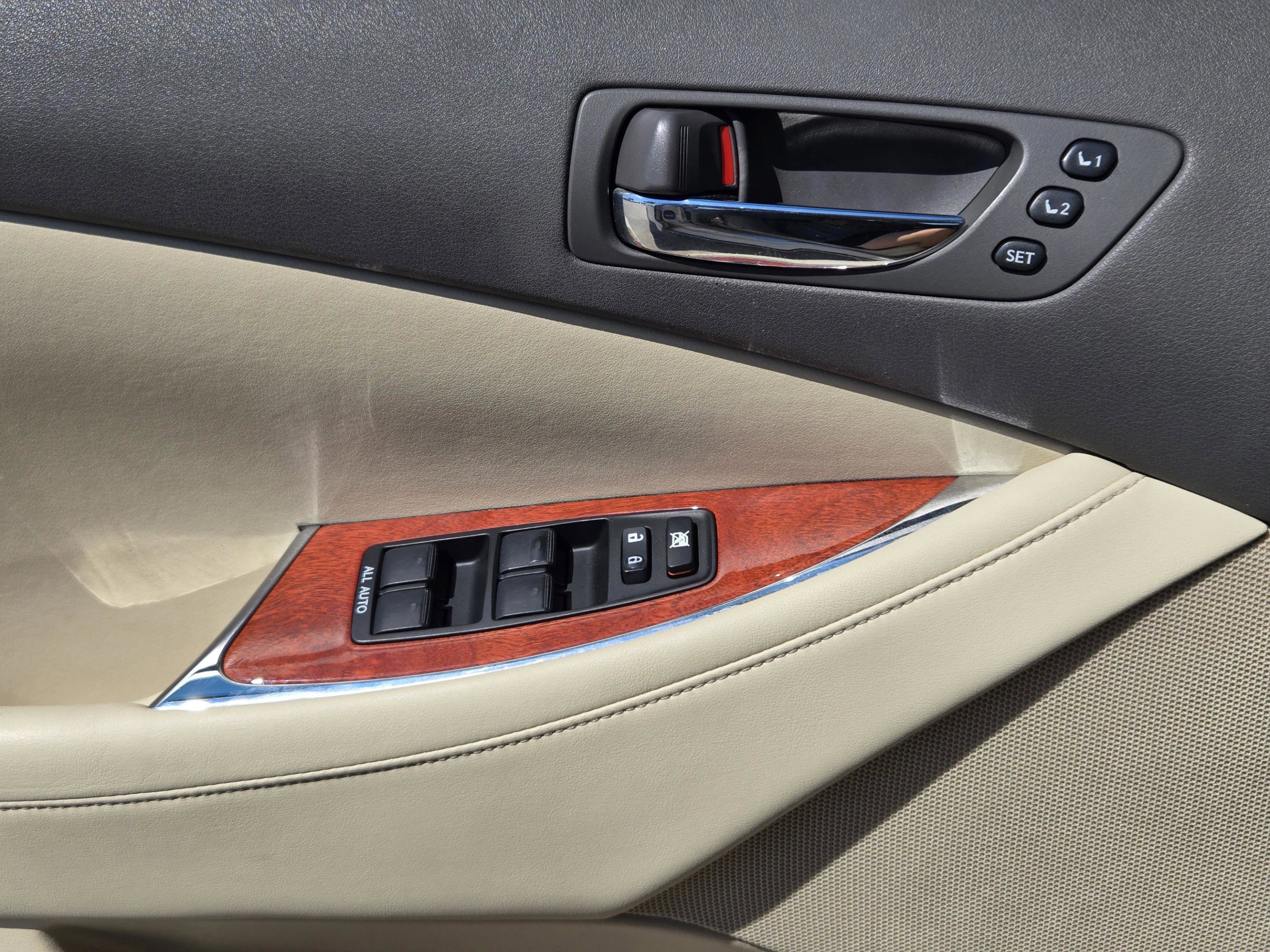 Used 2011 Lexus ES 350 FWD image 18