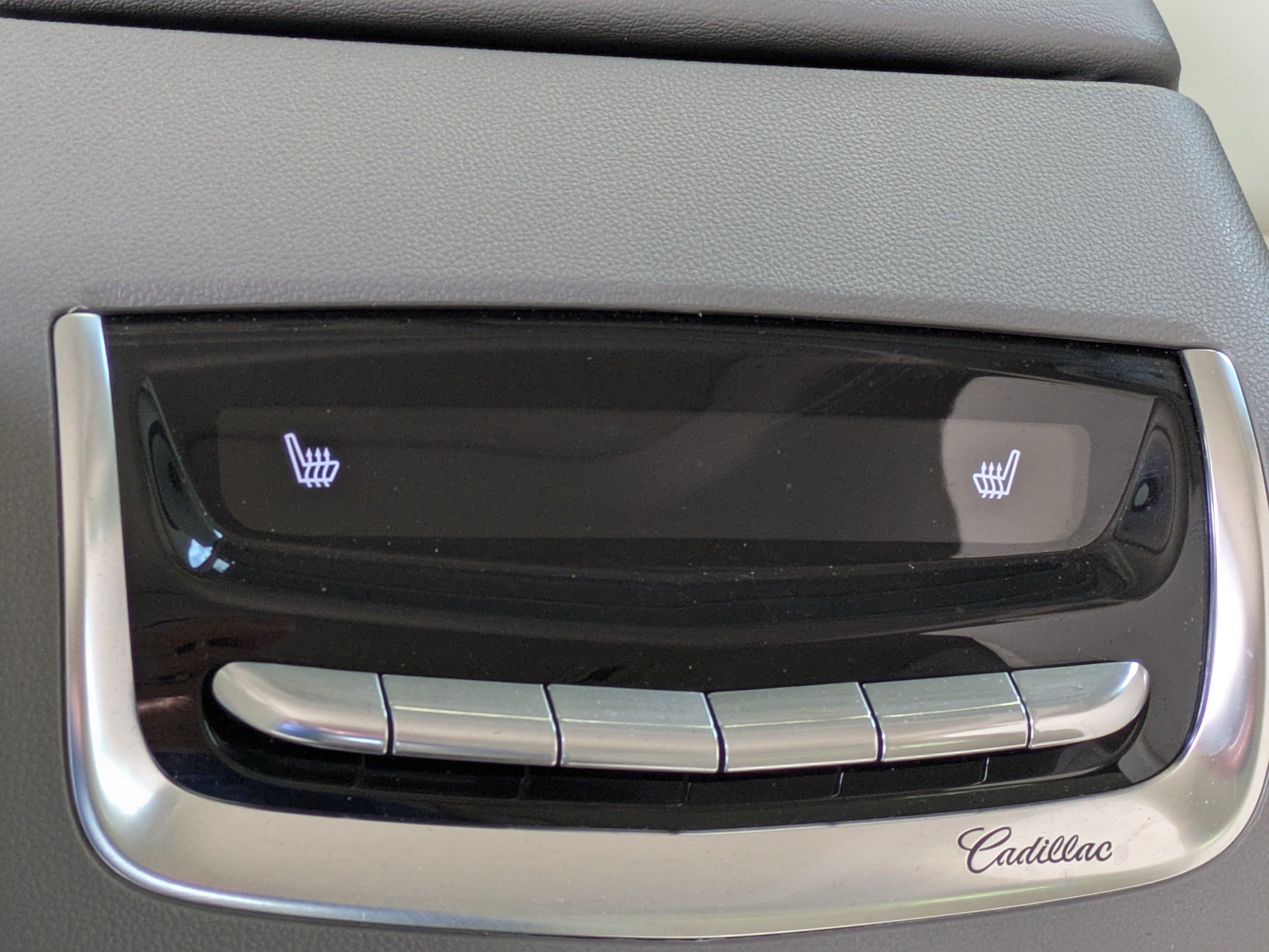 Used 2023 Cadillac XT6 Premium Luxury w/ Technology Package FWD image 20