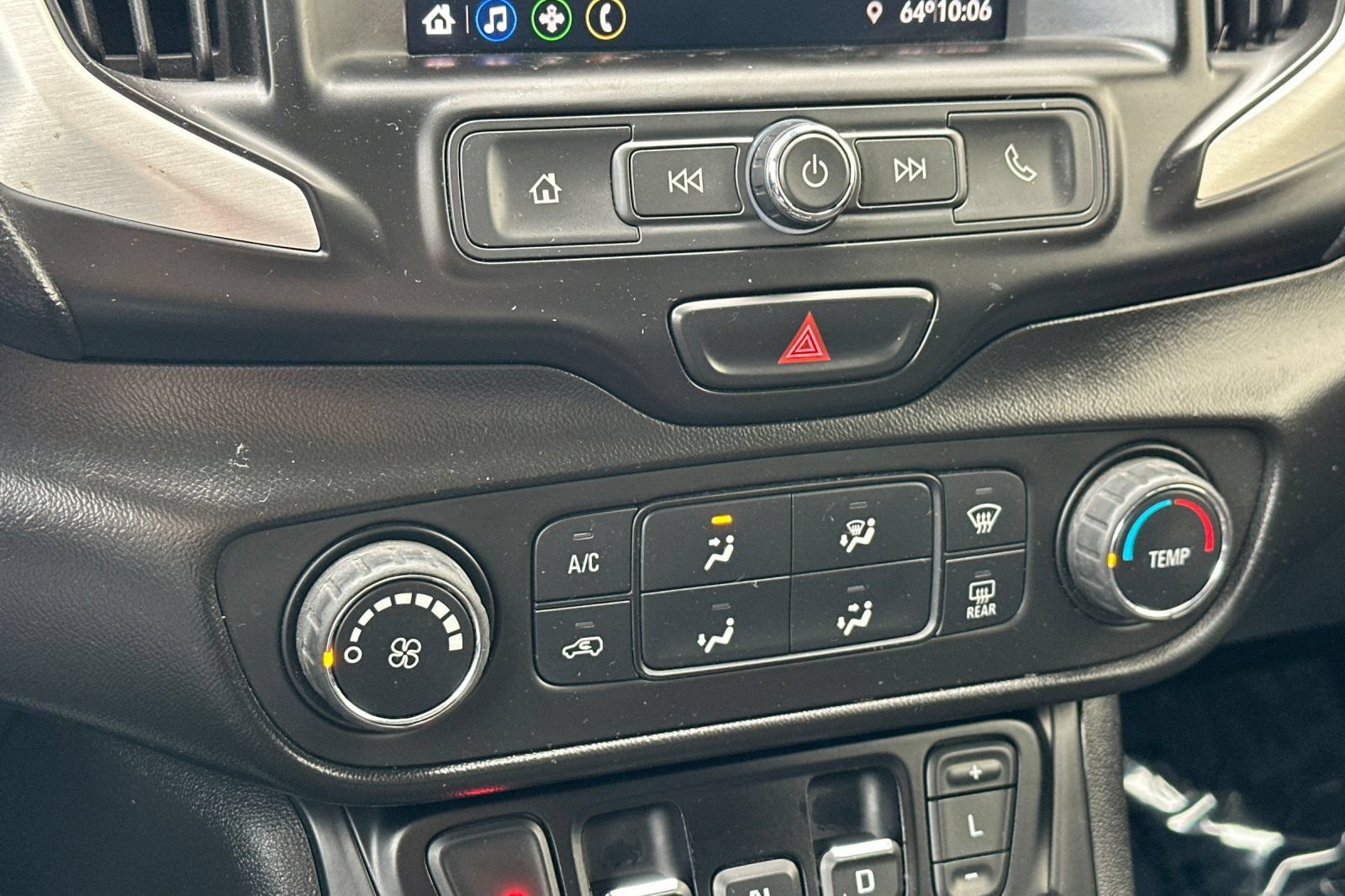 Certified 2021 GMC Terrain SLE FWD image 27
