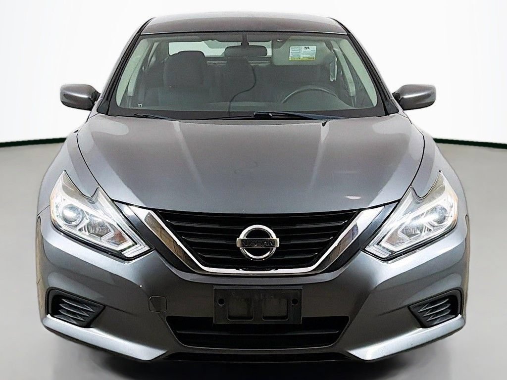 Used 2018 Nissan Altima 2.5 S w/ S Convenience Package FWD image 9