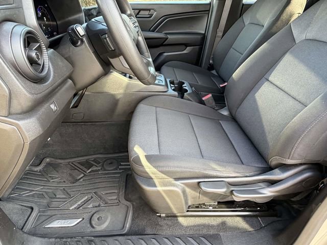 Used 2024 Chevrolet Colorado W/T image 16